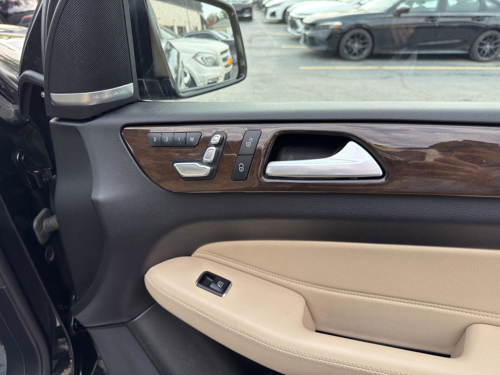 Used 2019 Mercedes-Benz GLS 450 4MATIC w/ Premium 1 Package image 38