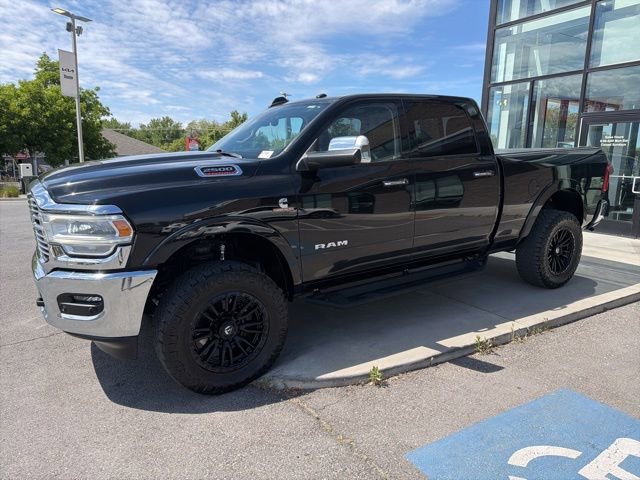 Used 2022 RAM 2500 Laramie AWD/4WD image 2
