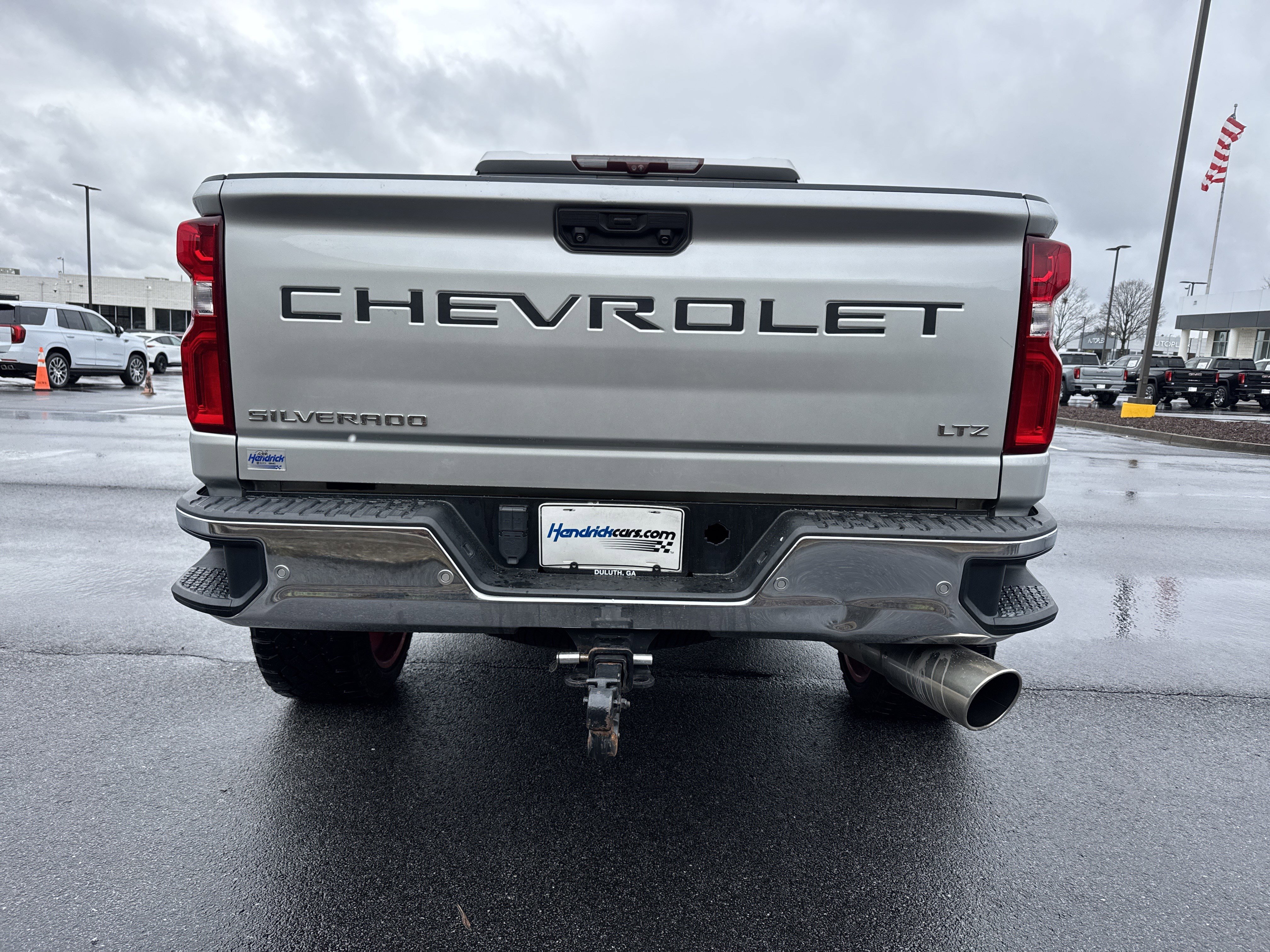 Used 2020 Chevrolet Silverado 2500 LTZ w/ LTZ Premium Package image 9