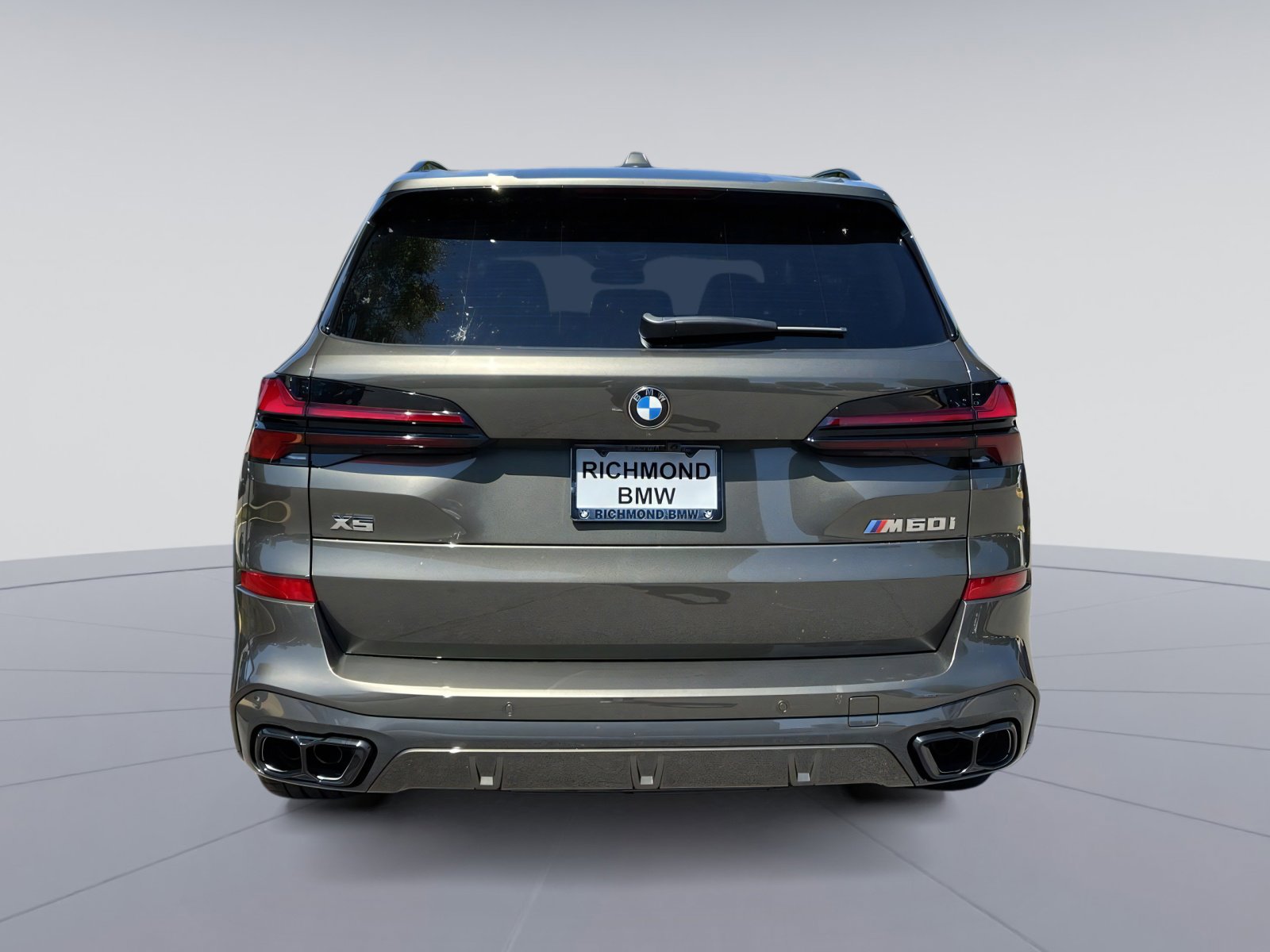 New 2026 BMW X5 M60i image 4