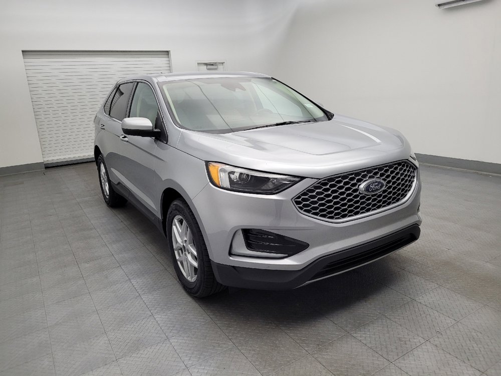 Used 2024 Ford Edge SEL image 13