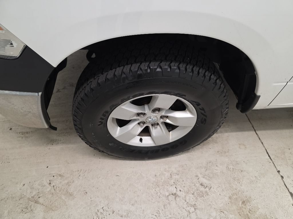 Used 2017 RAM 1500 Tradesman w/ Power & Remote Entry Group AWD/4WD image 2