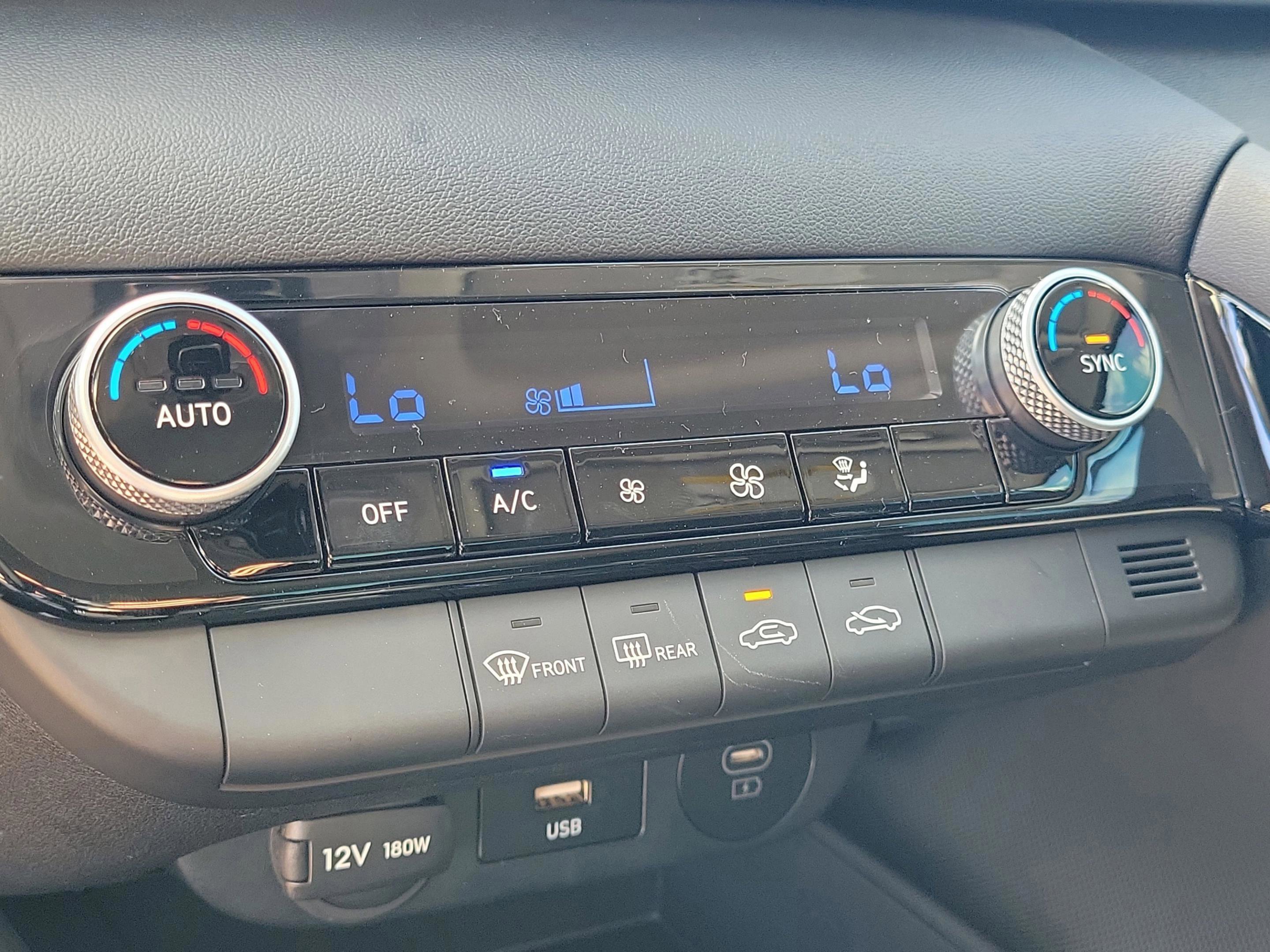 New 2026 Hyundai Elantra Blue image 15