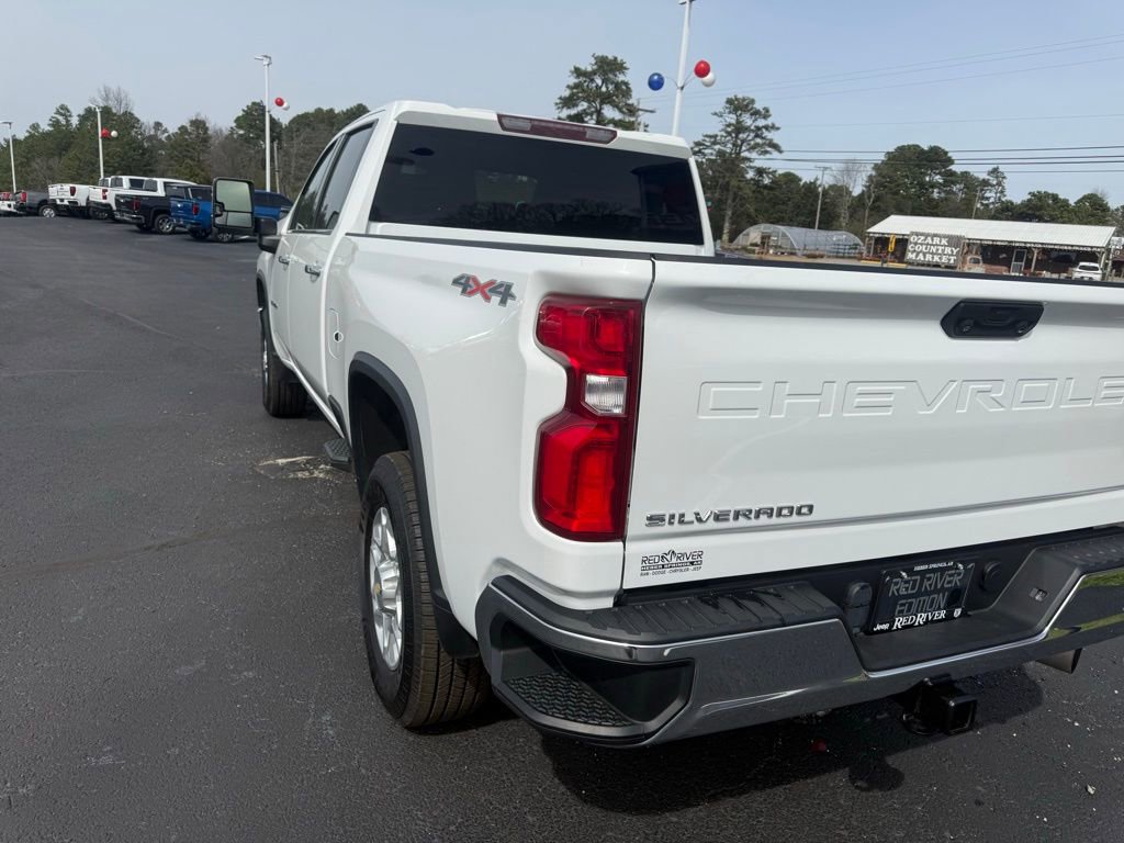 Used 2023 Chevrolet Silverado 2500 LTZ image 7