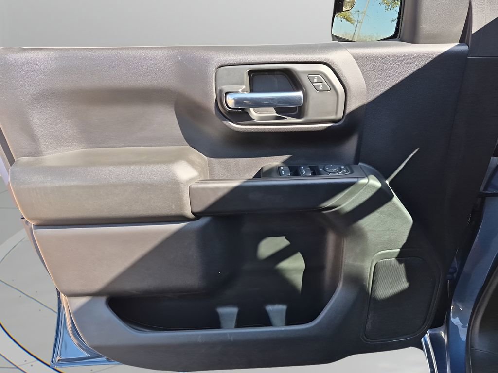 Used 2024 Chevrolet Silverado 1500 Custom Trail Boss image 26