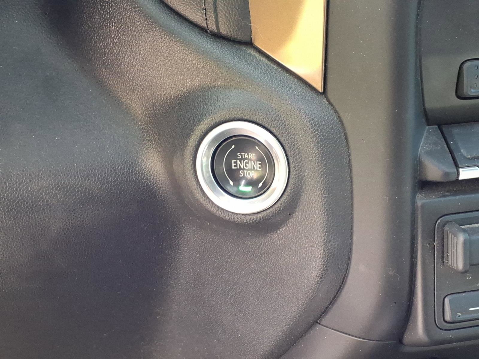 Used 2022 Chevrolet Silverado 2500 High Country w/ Safety Package II image 16