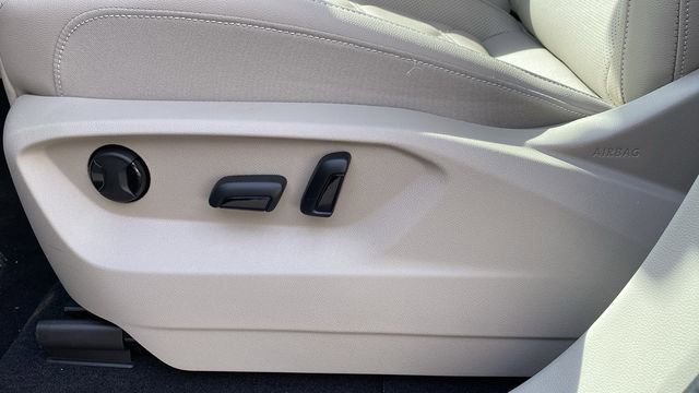 New 2026 Volkswagen Atlas SE image 20