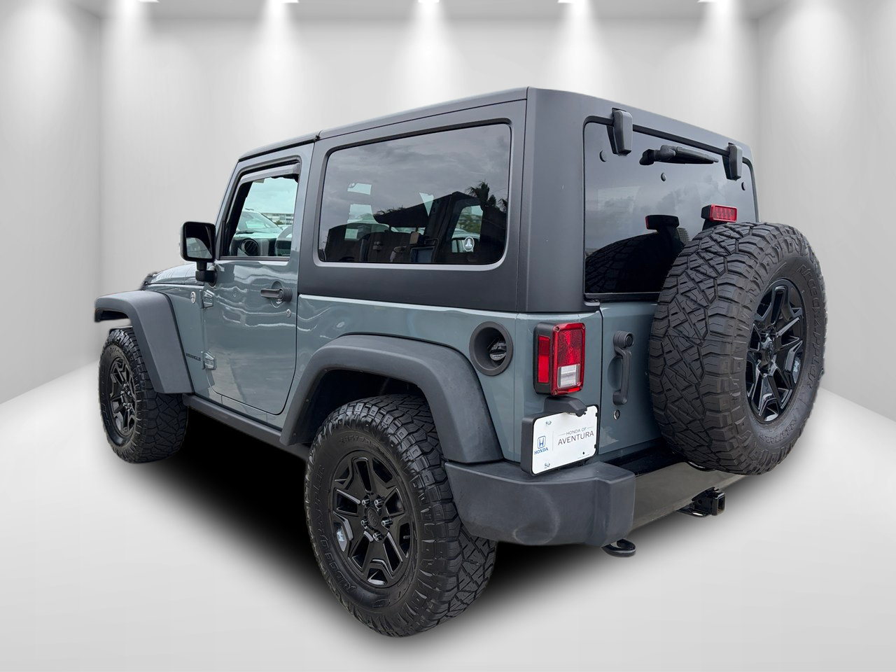 Used 2015 Jeep Wrangler Sport AWD/4WD image 12
