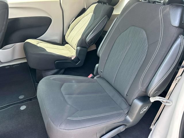 Used 2023 Chrysler Voyager LX FWD image 20