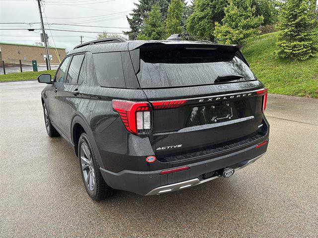 New 2026 Ford Explorer Active w/ Active Comfort Package AWD/4WD image 2