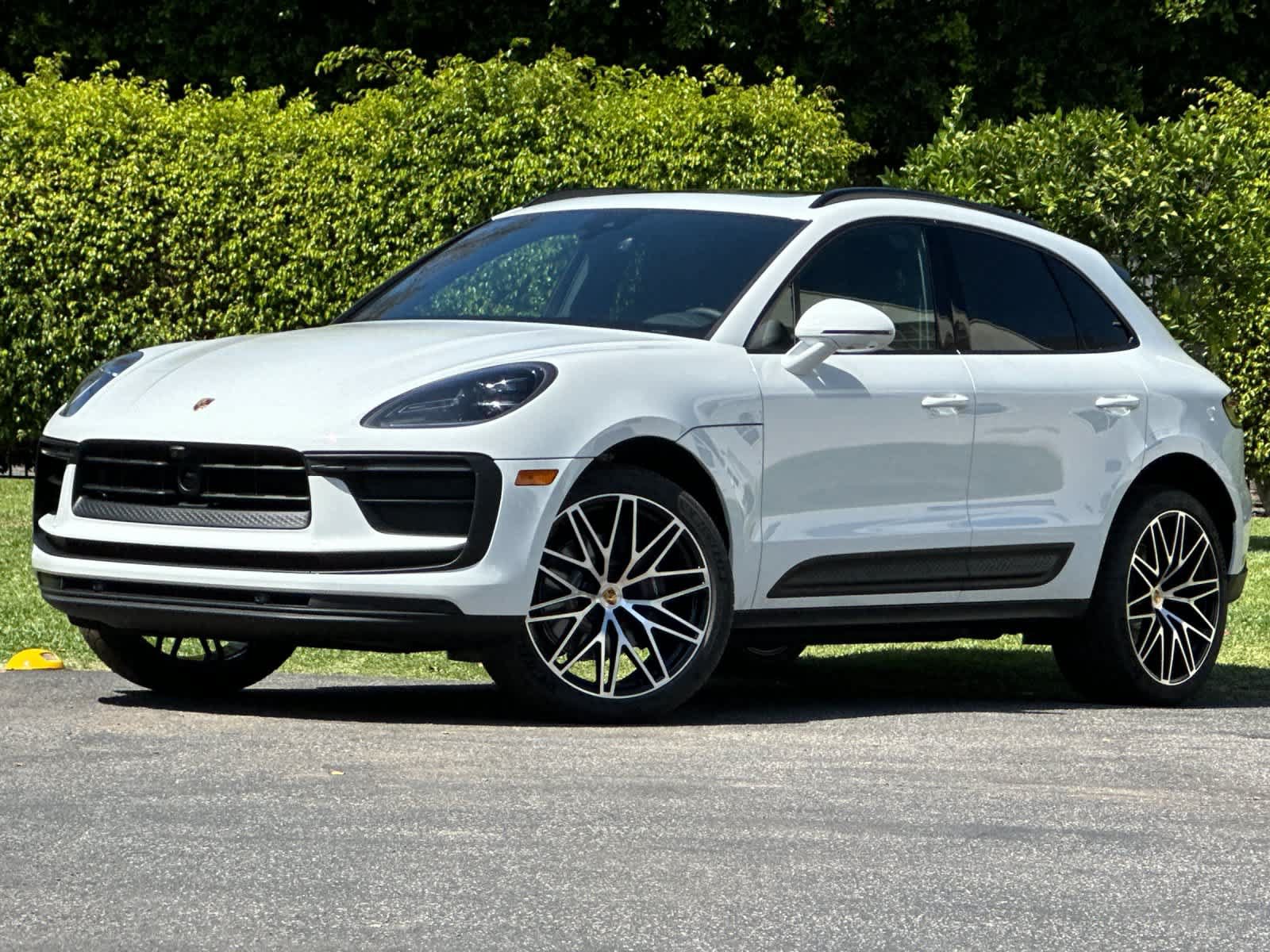 New 2026 Porsche Macan AWD/4WD image 1