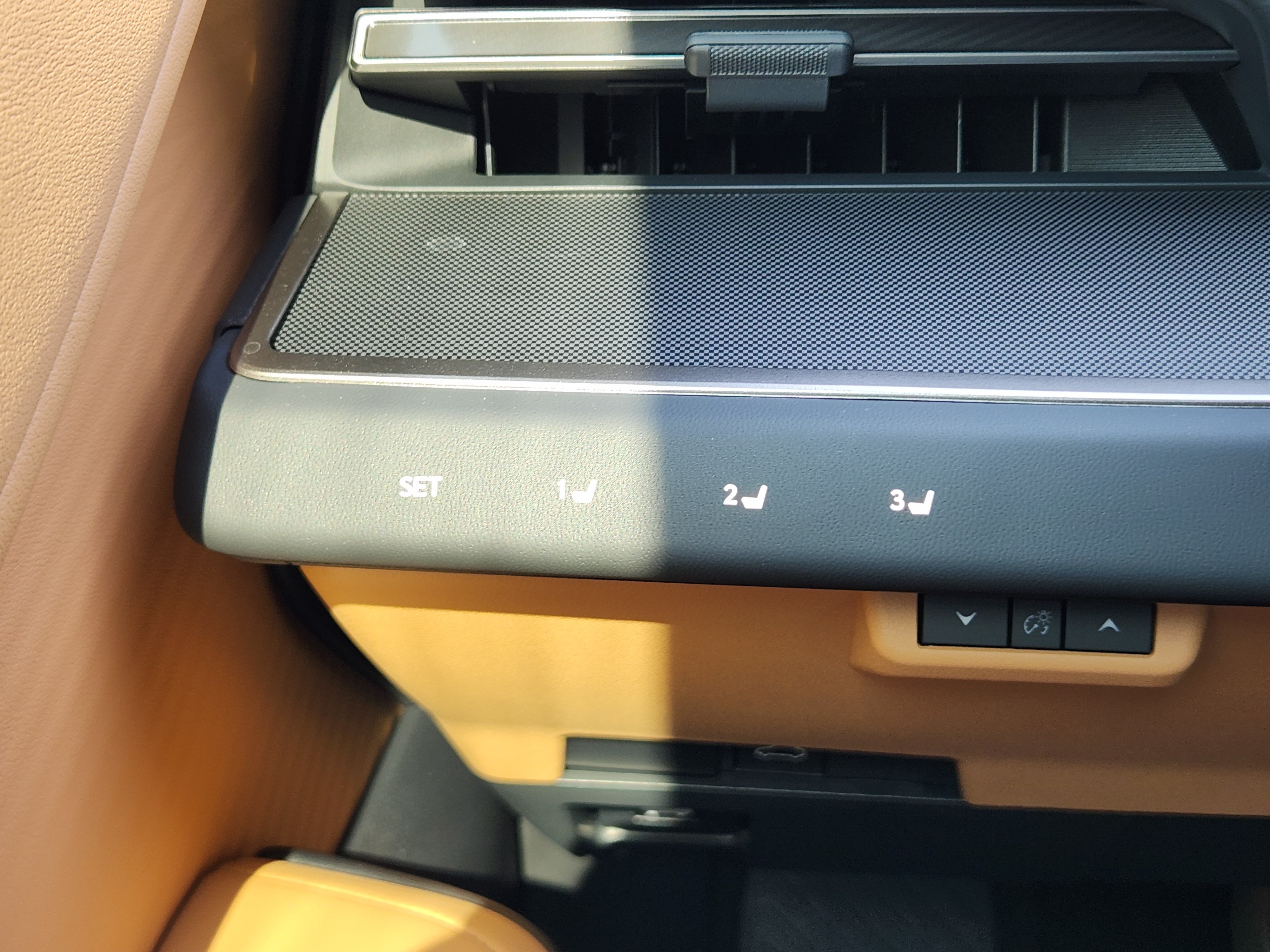 New 2026 Lexus ES 350e FWD image 19