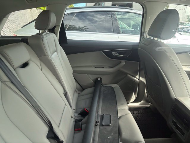 Certified 2023 Audi Q7 3.0T Premium AWD/4WD image 9