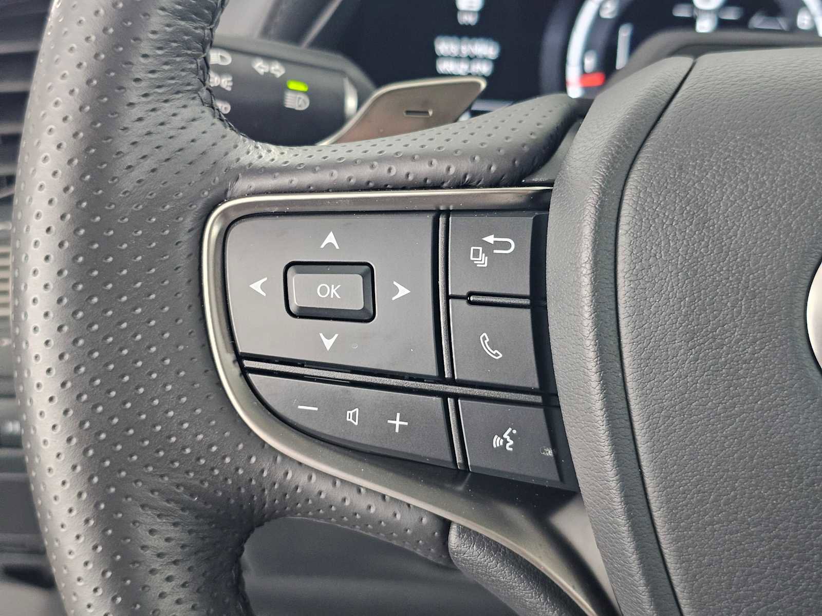 Used 2024 Lexus LS 500 F Sport image 27