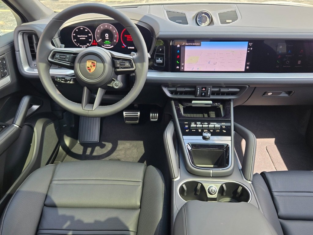 New 2025 Porsche Cayenne S image 34