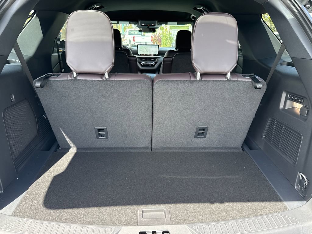 New 2026 Ford Explorer Platinum RWD image 21