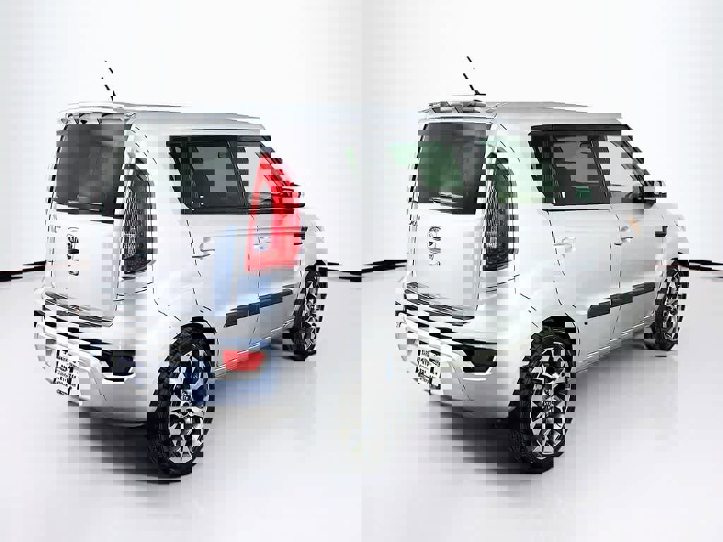 Used 2012 Kia Soul ! image 24