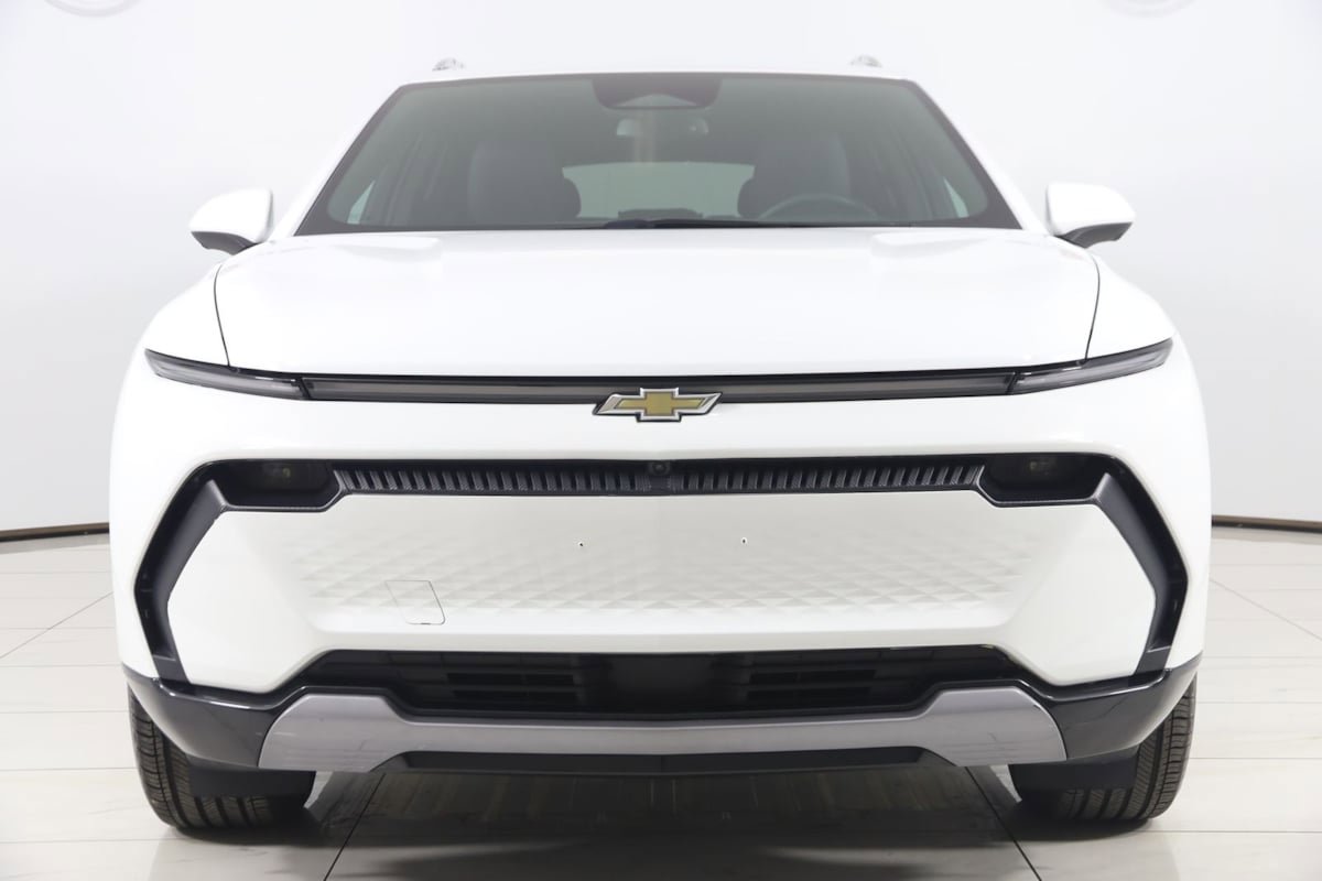 Used 2025 Chevrolet Equinox EV LT FWD image 54