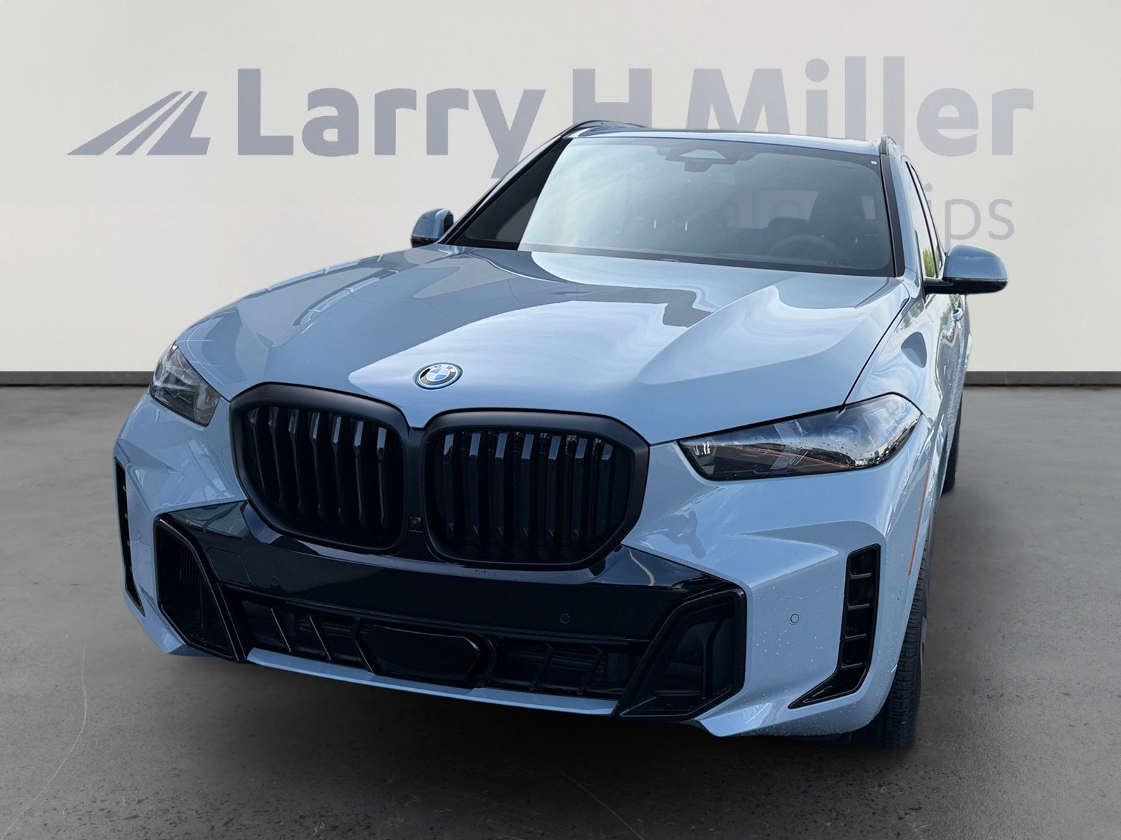 Used 2025 BMW X5 xDrive50e w/ M Sport Package