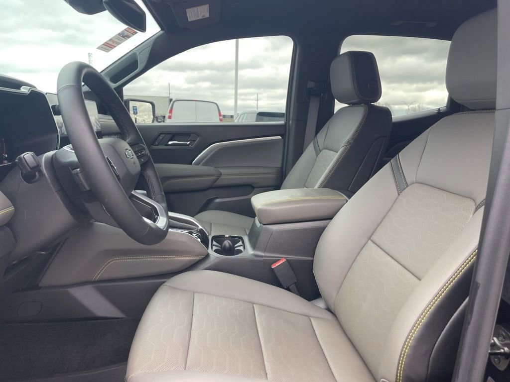 Certified 2026 Chevrolet Colorado ZR2 w/ Technology Package image 22