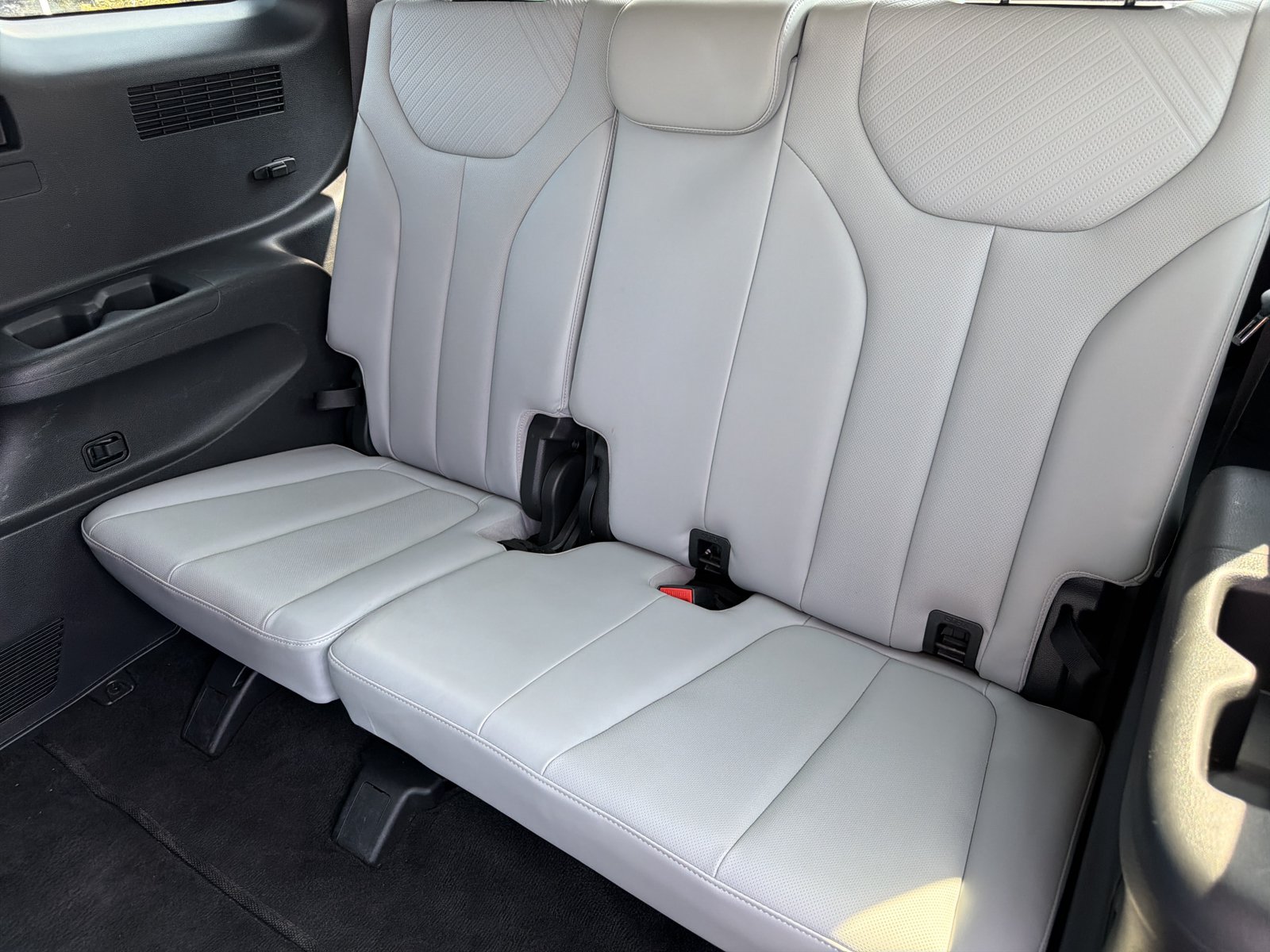 Used 2025 Hyundai Palisade SEL AWD/4WD image 11