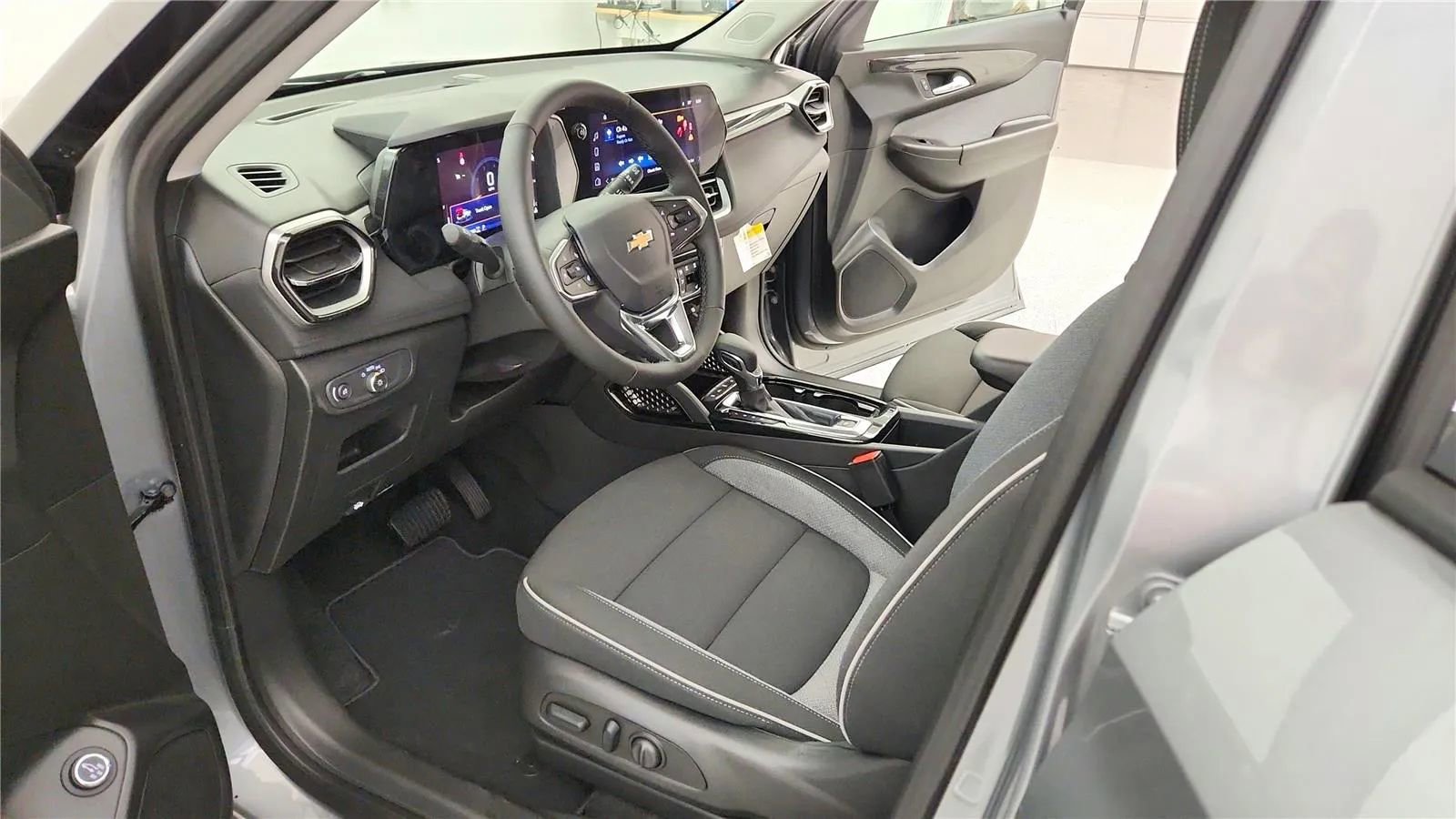 New 2026 Chevrolet TrailBlazer LT w/ Convenience Package image 22