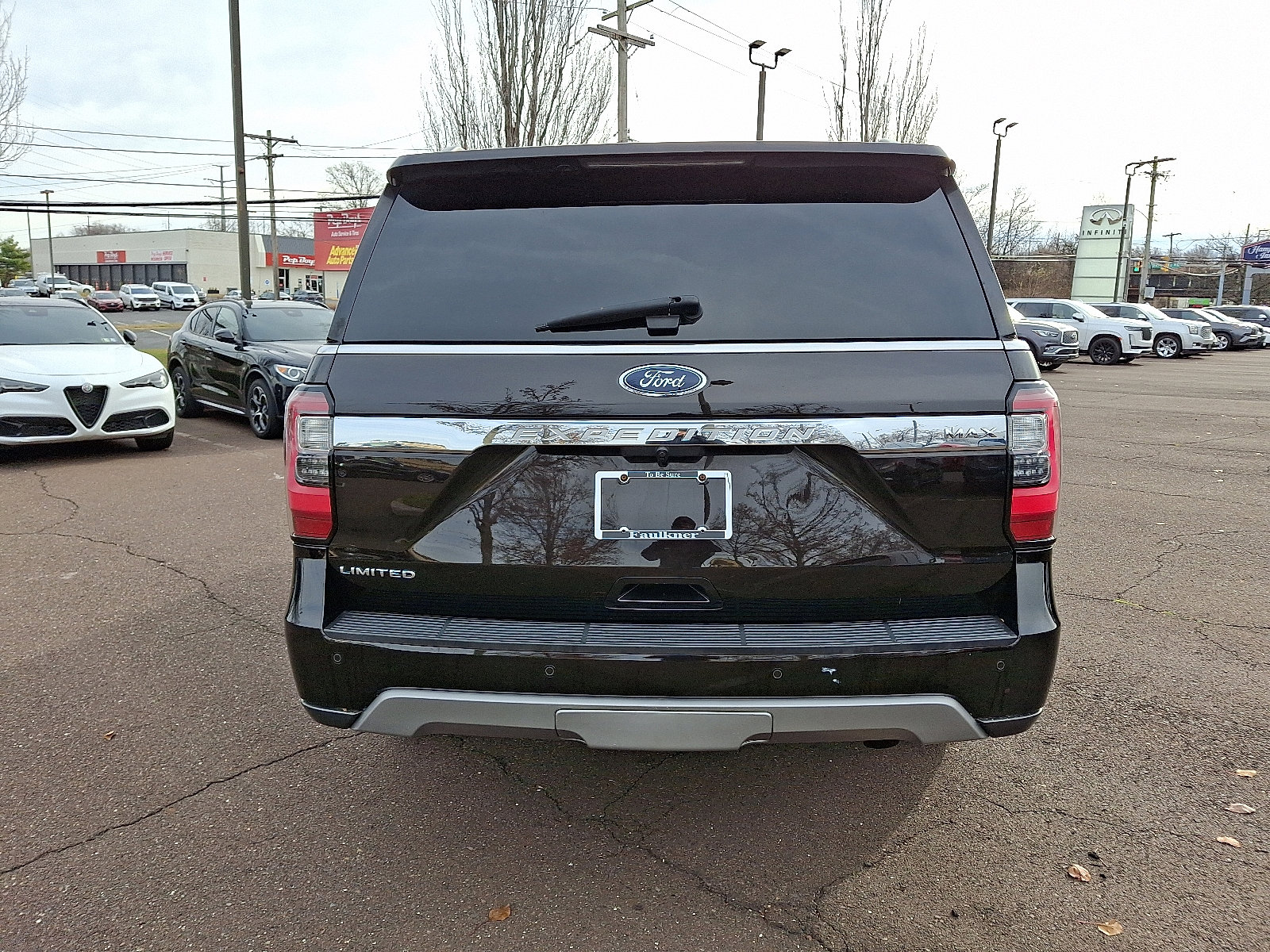 Used 2021 Ford Expedition Max Limited image 5