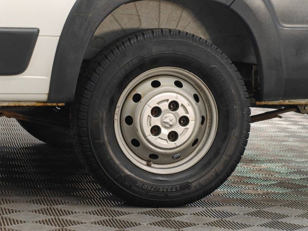 Used 2015 RAM ProMaster 2500 w/ Interior Convenience Group image 33