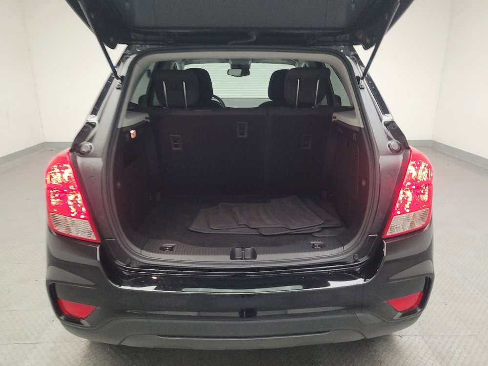 Used 2022 Chevrolet Trax LS w/ Tint and Cruise Package AWD/4WD image 29