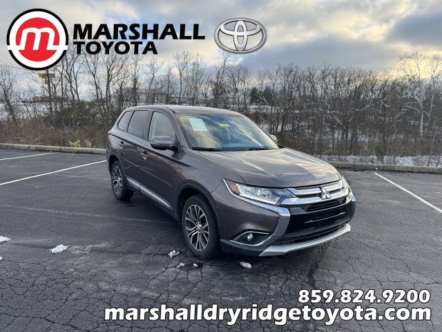 Used 2017 Mitsubishi Outlander SE