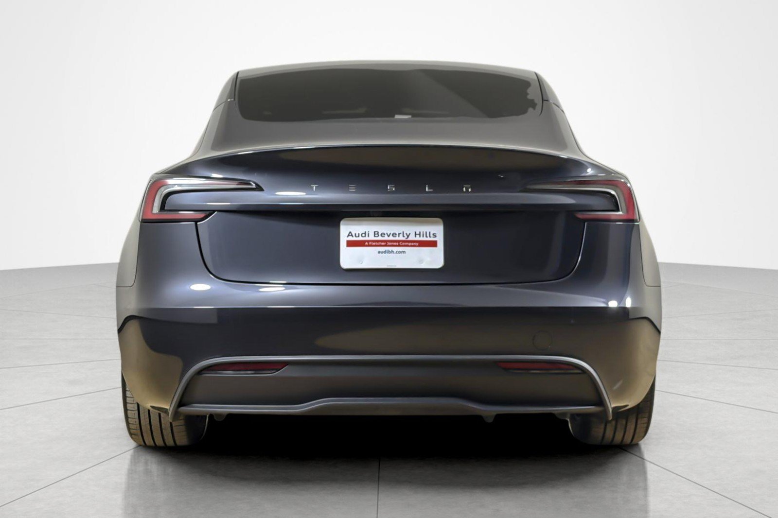 Used 2025 Tesla Model 3 Long Range RWD image 4