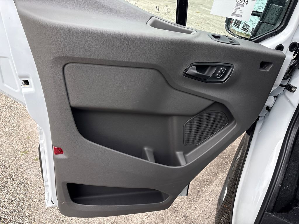New 2026 Ford Transit 250 148 Medium Roof RWD image 26