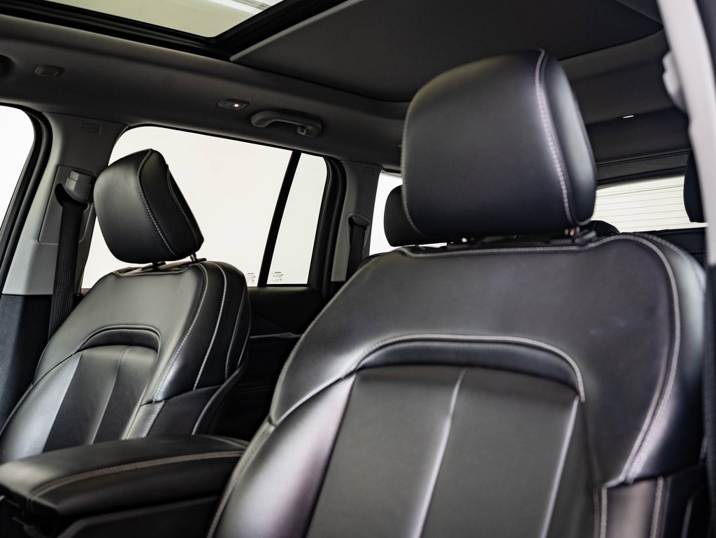 Used 2024 Jeep Grand Cherokee Limited 4xe image 19