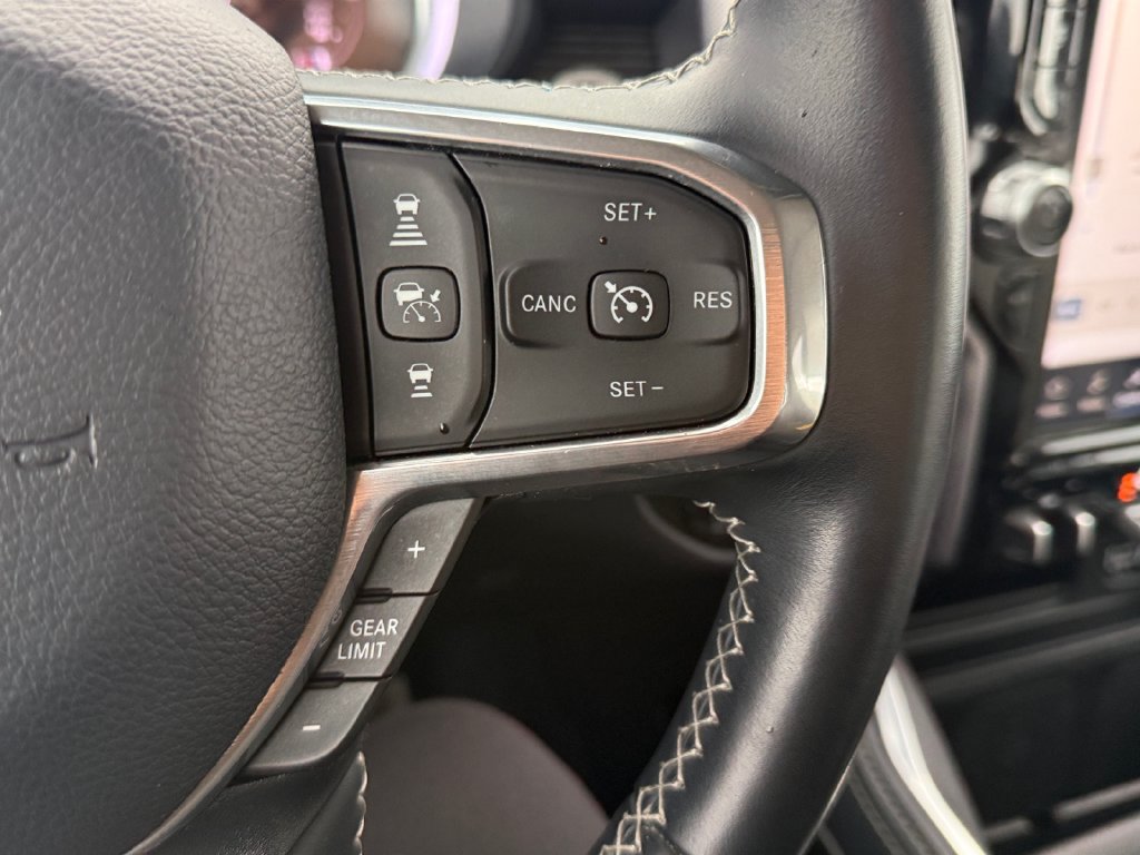 Used 2024 RAM 1500 Limited AWD/4WD image 18