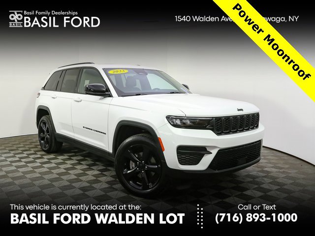 Used 2023 Jeep Grand Cherokee Altitude