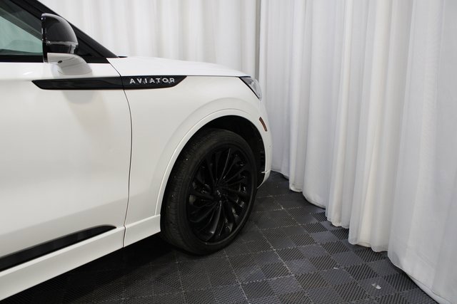 Used 2022 Lincoln Aviator Reserve w/ Equipment Group 201A image 26