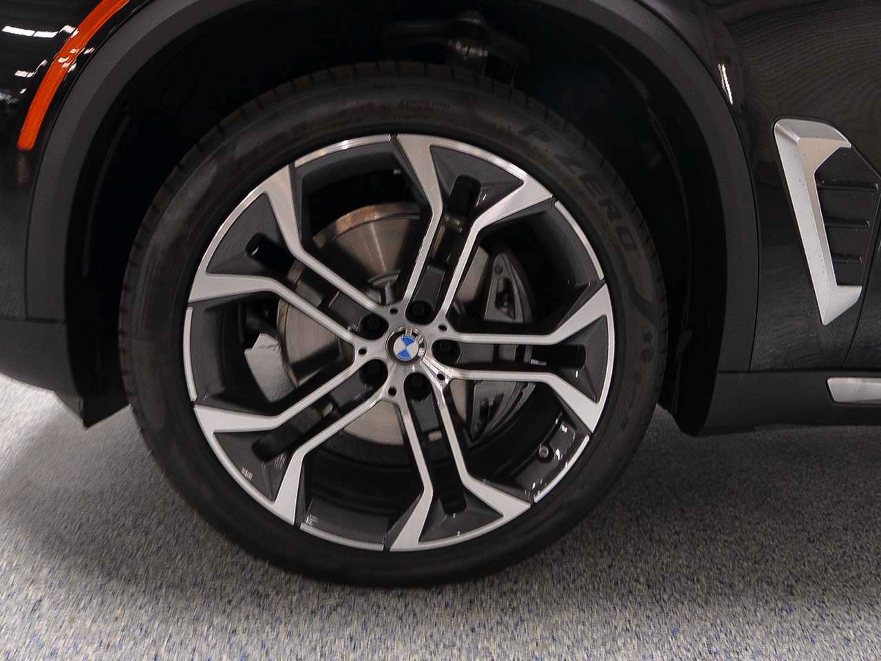 Used 2026 BMW X5 sDrive40i RWD image 4