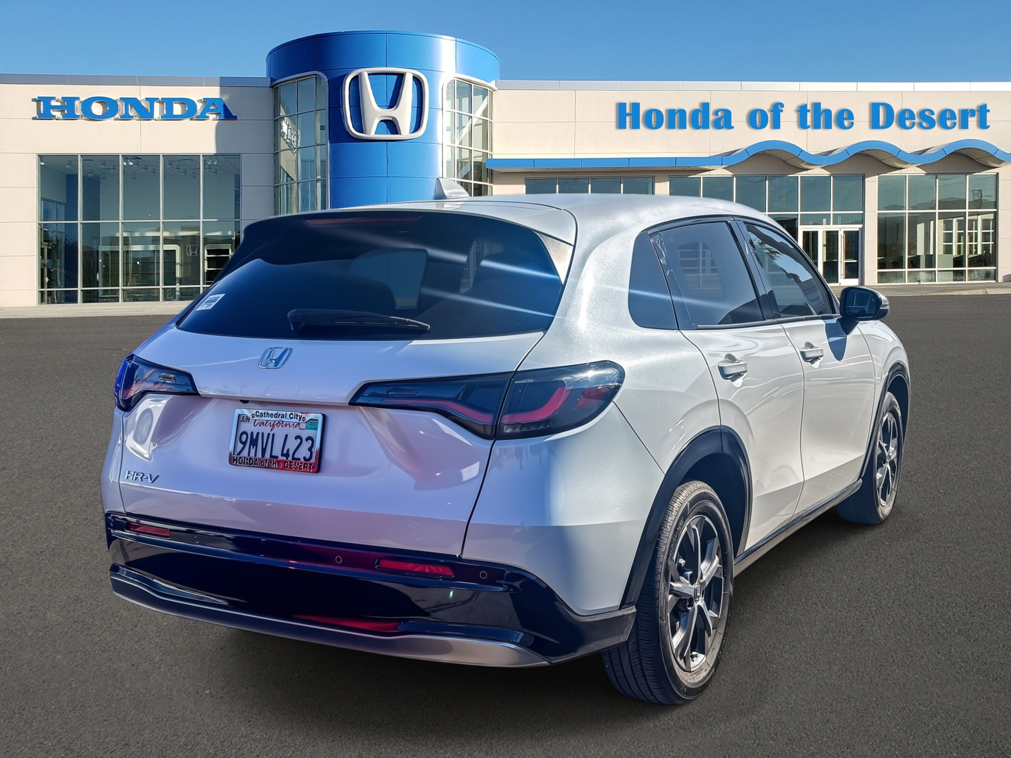Used 2024 Honda HR-V EX-L image 7