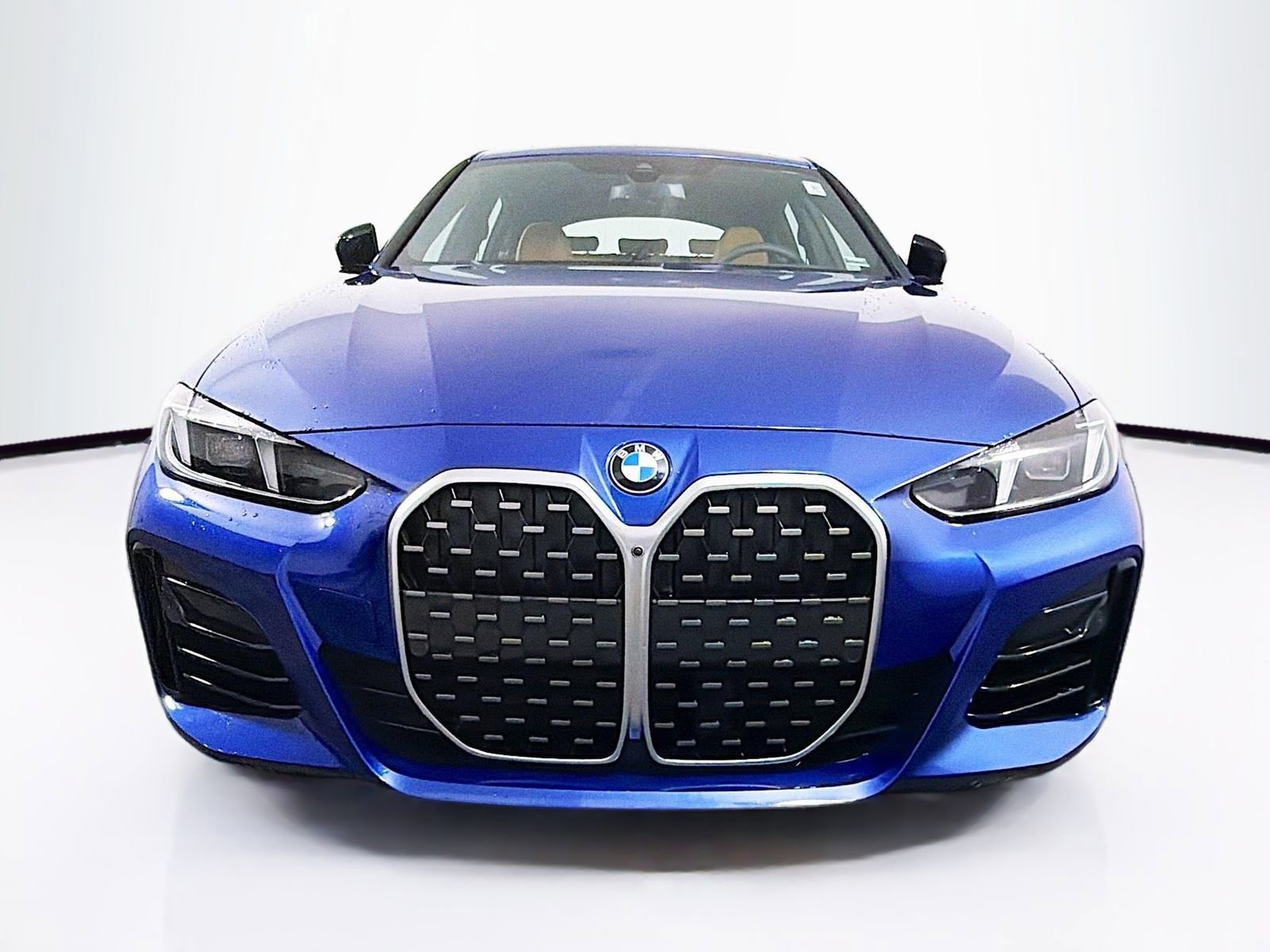 Used 2025 BMW 430i xDrive w/ M Sport Package image 2
