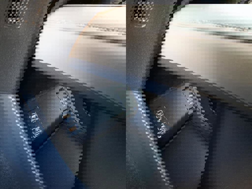 Used 2021 Honda HR-V EX-L image 23