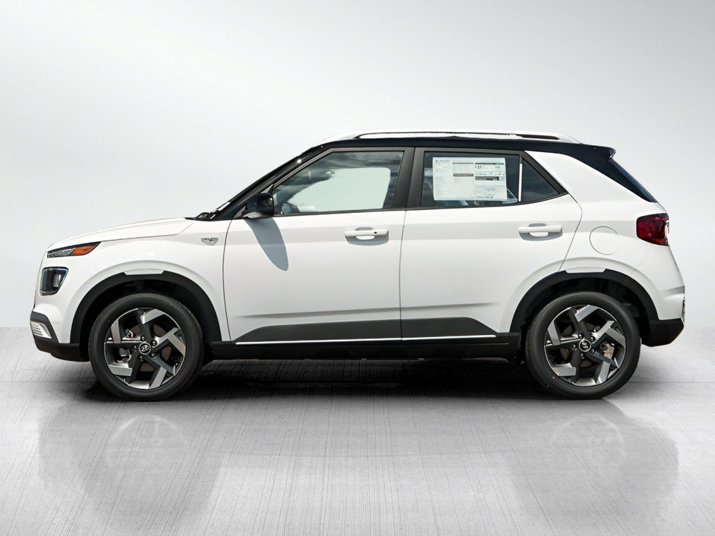 New 2026 Hyundai Venue SEL FWD image 4