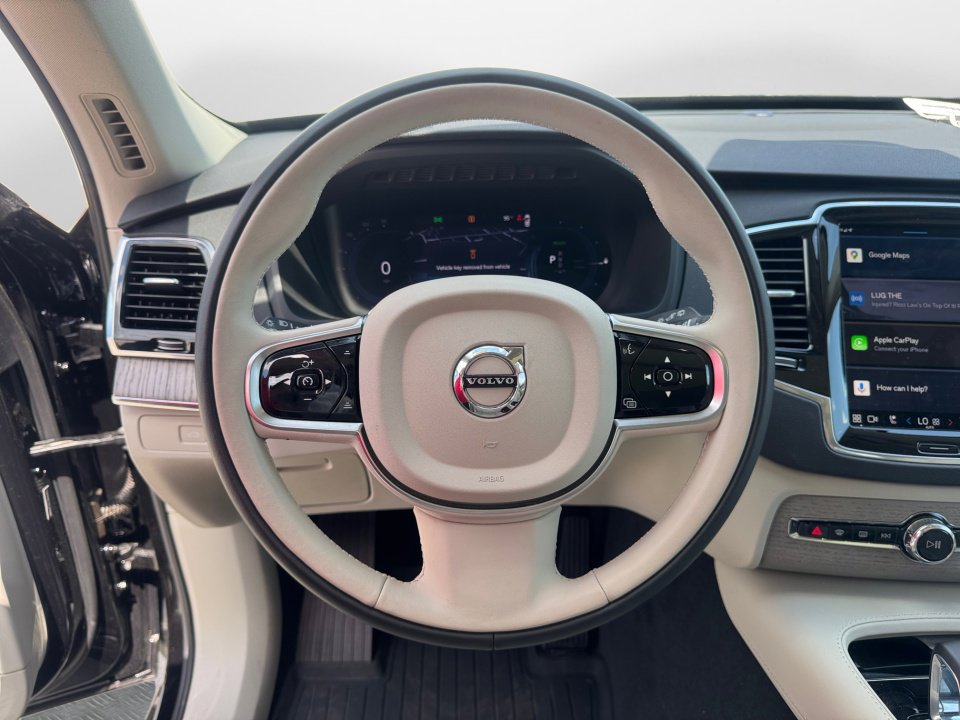 New 2025 Volvo XC90 T8 Plus w/ Protection Package Premier image 10