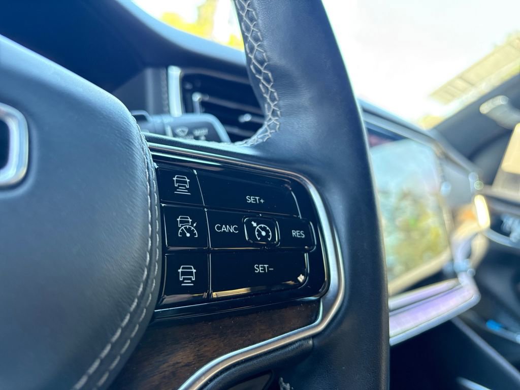 Used 2022 Jeep Grand Wagoneer Series II w/ Premium Group II image 20