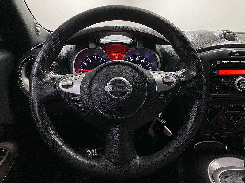 Used 2013 Nissan Juke S image 17