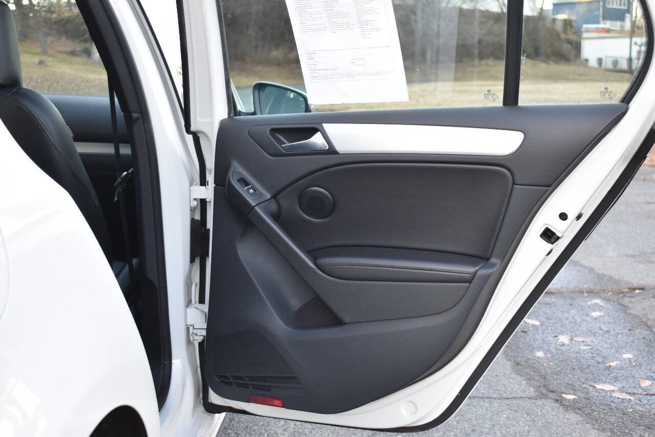 Used 2013 Volkswagen GTI Autobahn image 12