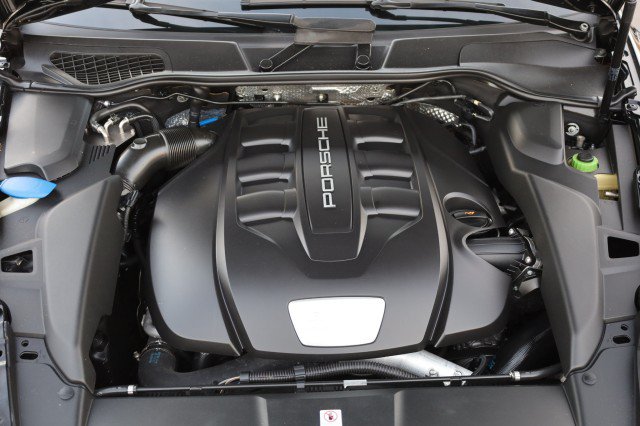 Used 2013 Porsche Cayenne Diesel AWD/4WD image 56