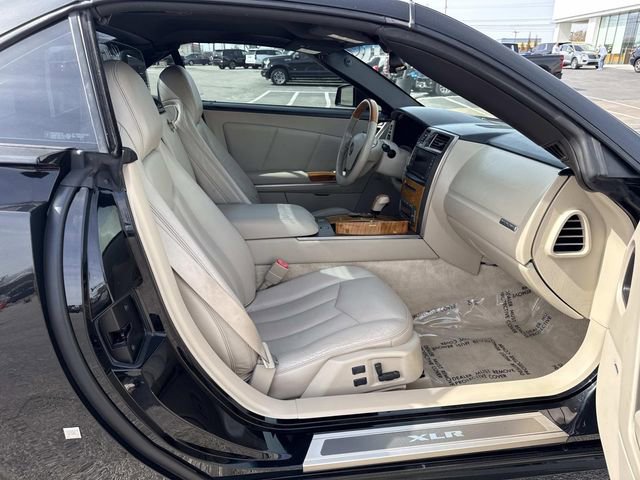Used 2006 Cadillac XLR image 14
