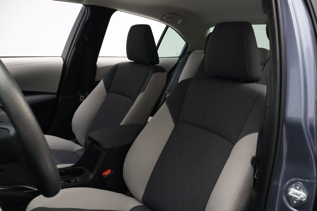 Certified 2025 Toyota Corolla LE FWD image 13