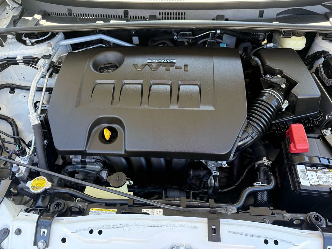 Used 2017 Toyota Corolla SE image 37