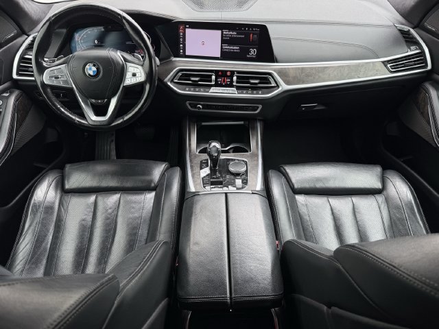 Used 2020 BMW X7 xDrive40i w/ Premium Package AWD/4WD image 11